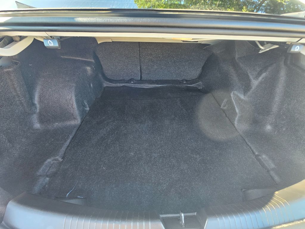 2021 Chevrolet Malibu - $17,995