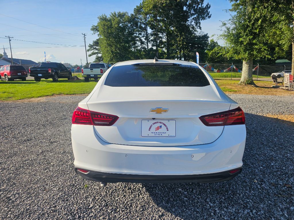 2021 Chevrolet Malibu - $17,995