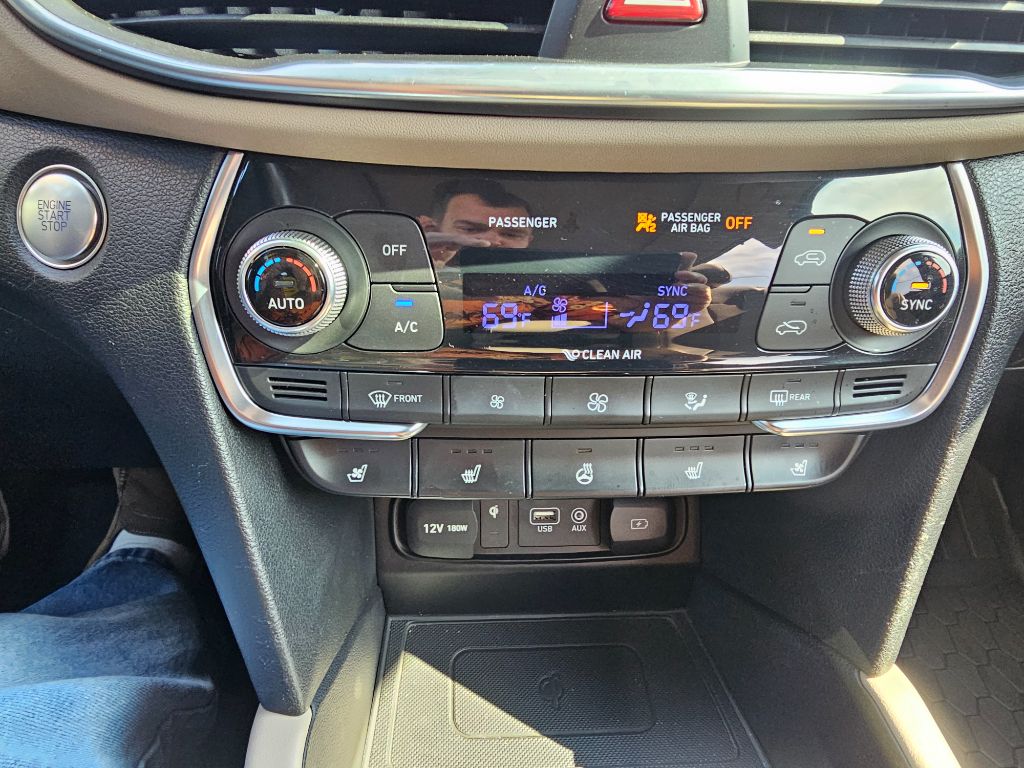 2019 Hyundai Santa Fe - $18,995