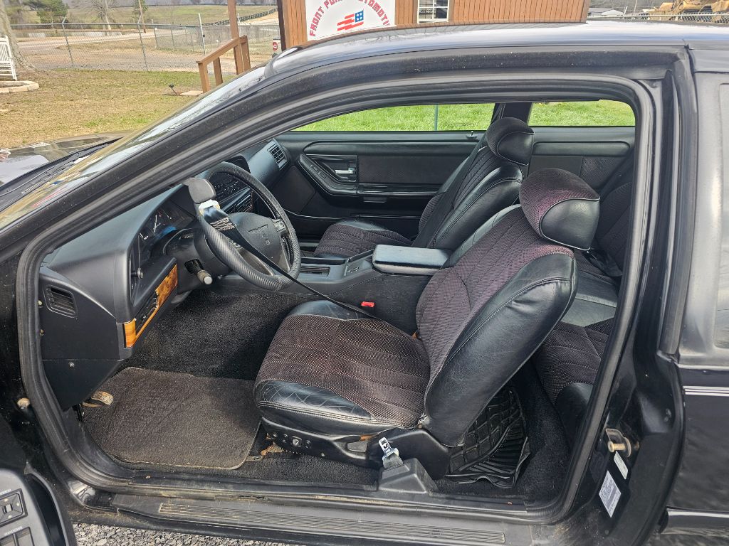 1993 Ford Thunderbird LX photo