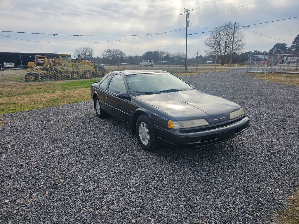 1993 Ford Thunderbird LX photo