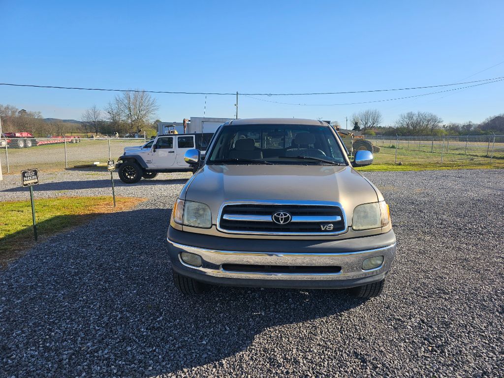 2002 Toyota Tundra SR5 V8 photo