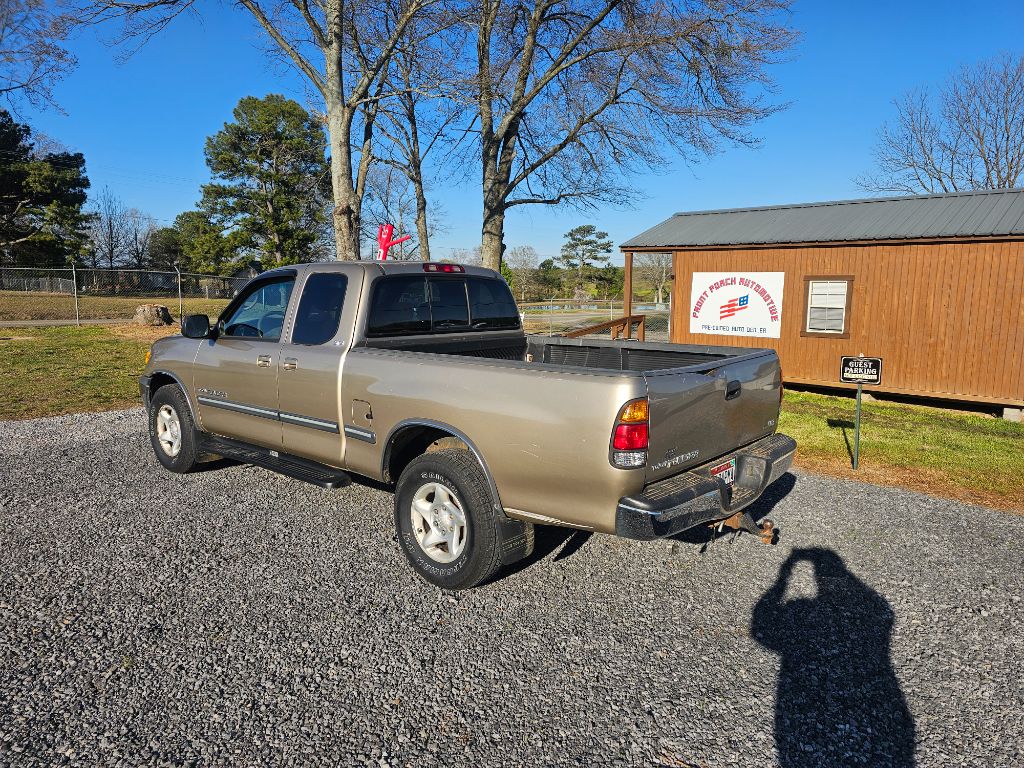 2002 Toyota Tundra SR5 V8 photo