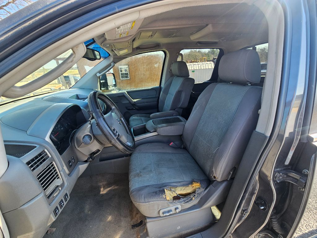 2005 Nissan Titan - $5,250