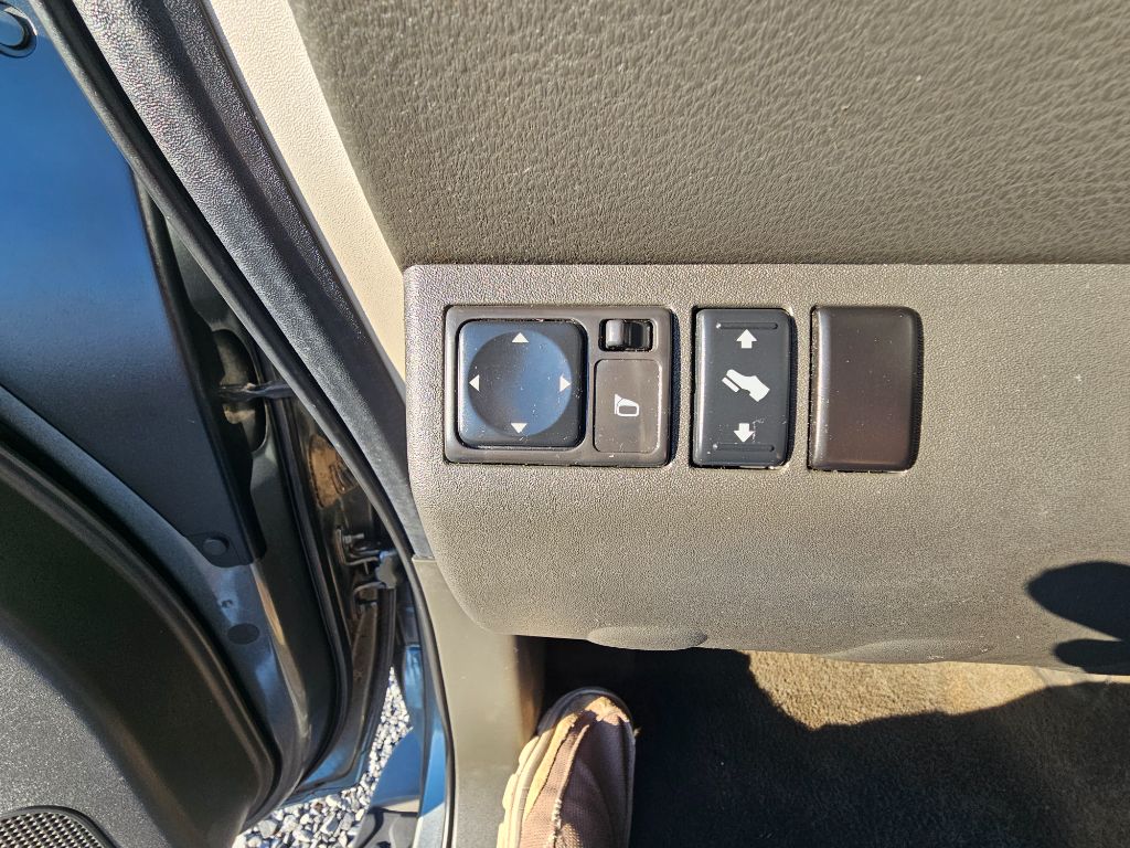 2007 Nissan Pathfinder - $6,300