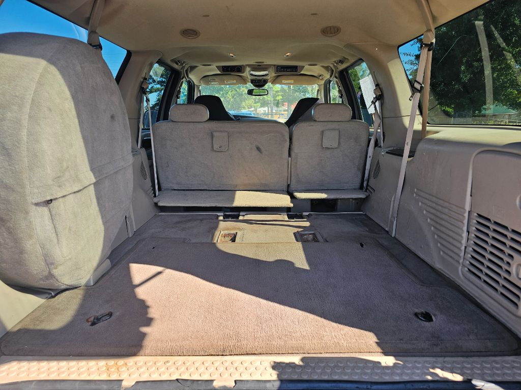 2003 Ford Excursion - $11,899