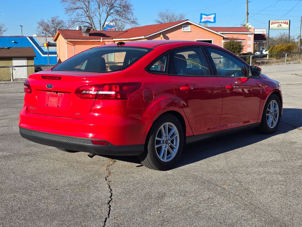2015 Ford Focus SE photo