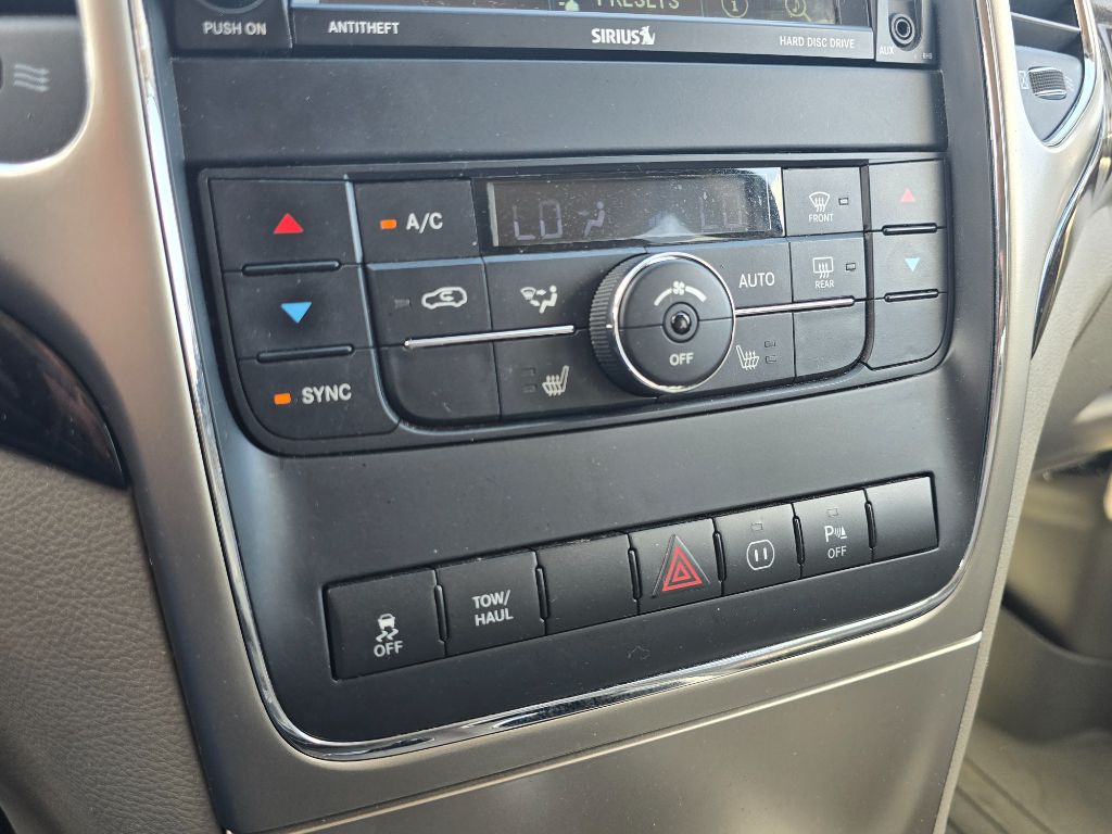 2012 Jeep Grand Cherokee Laredo X photo