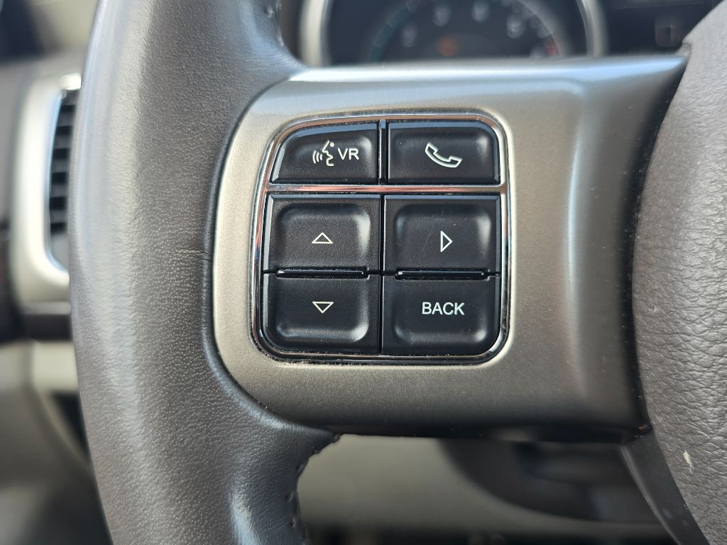 2012 Jeep Grand Cherokee Laredo X photo