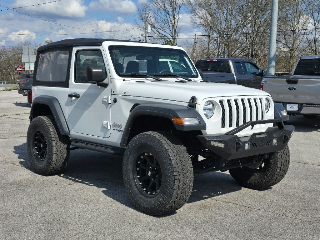 2019 Jeep Wrangler Sport photo