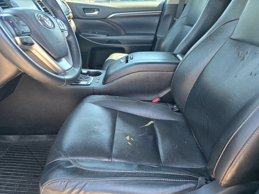 2016 Toyota Highlander Limited photo