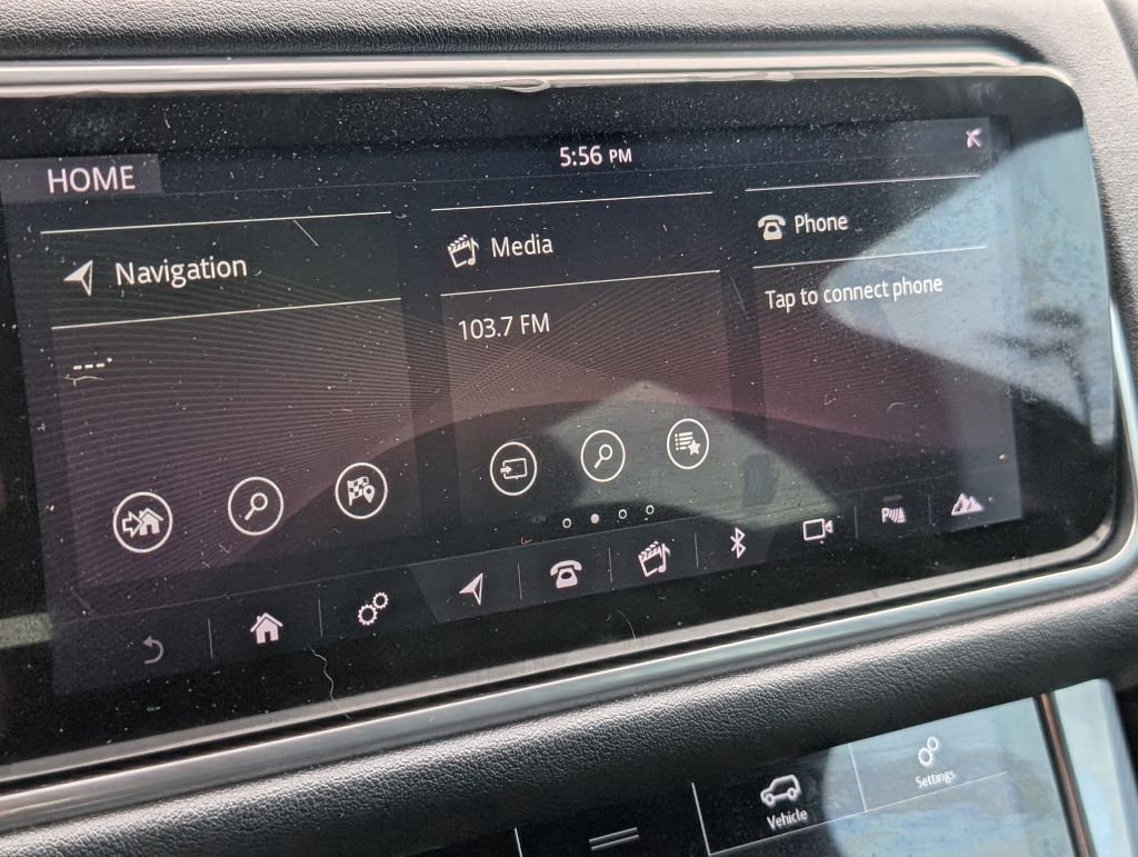 2018 Land Rover Range Rover Sport - $19,395