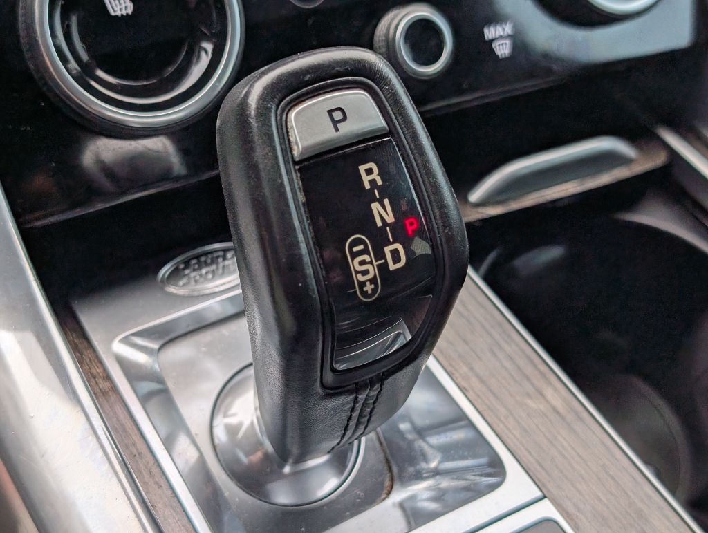 2018 Land Rover Range Rover Sport - $19,395
