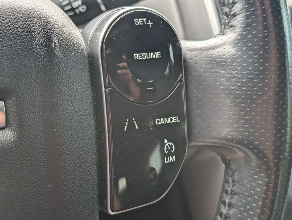 2018 Land Rover Range Rover Sport - $19,395