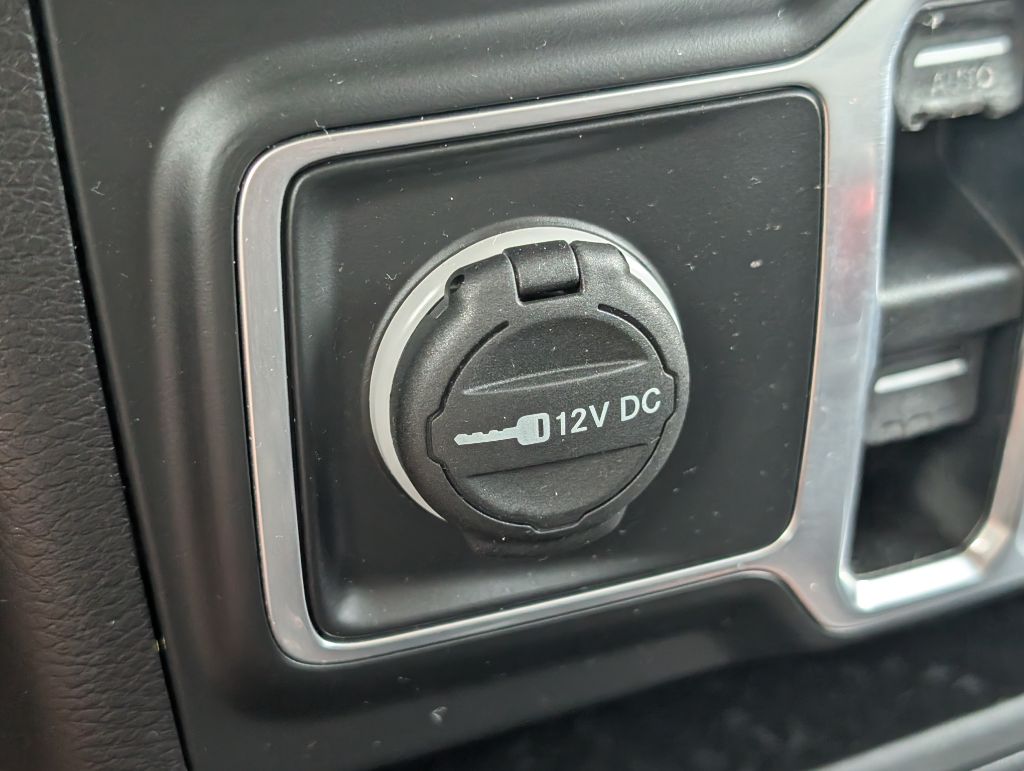 2018 Jeep Wrangler - $26,995