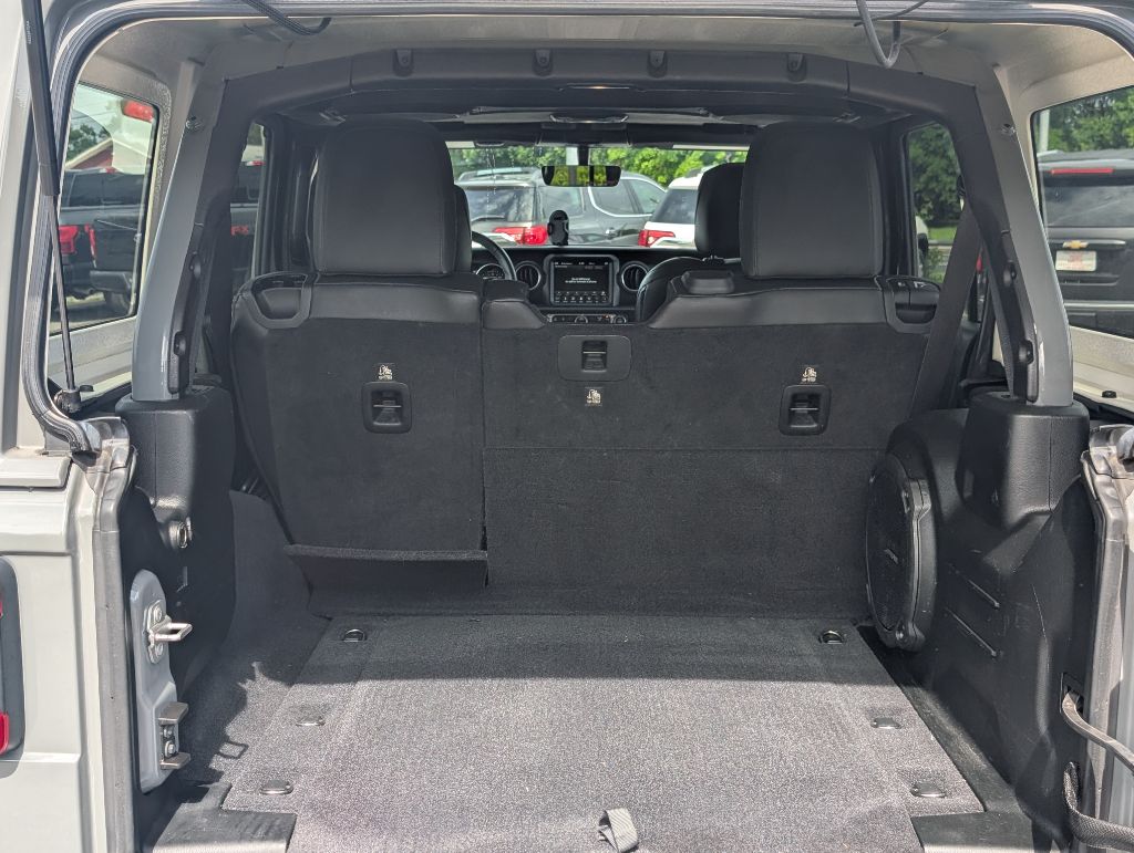 2018 Jeep Wrangler - $26,995