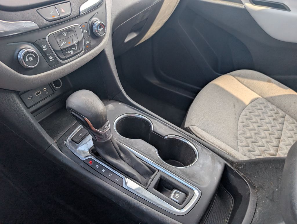 2023 Chevrolet Equinox - $17,995