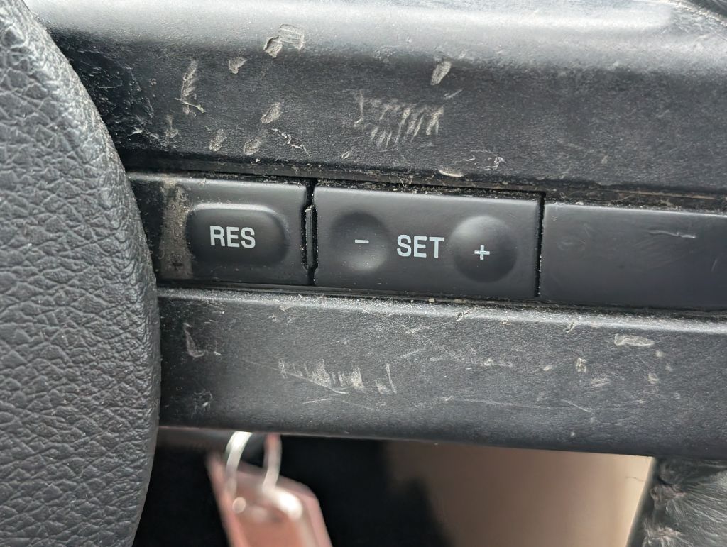 2006 Ford Mustang - $9,495