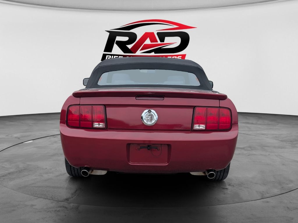 2006 Ford Mustang - $9,495
