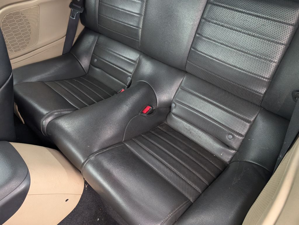 2006 Ford Mustang - $9,495