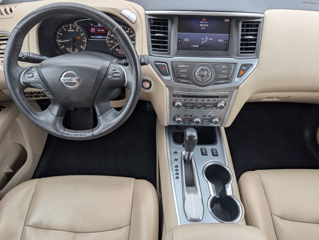 2017 Nissan Pathfinder - $12,995
