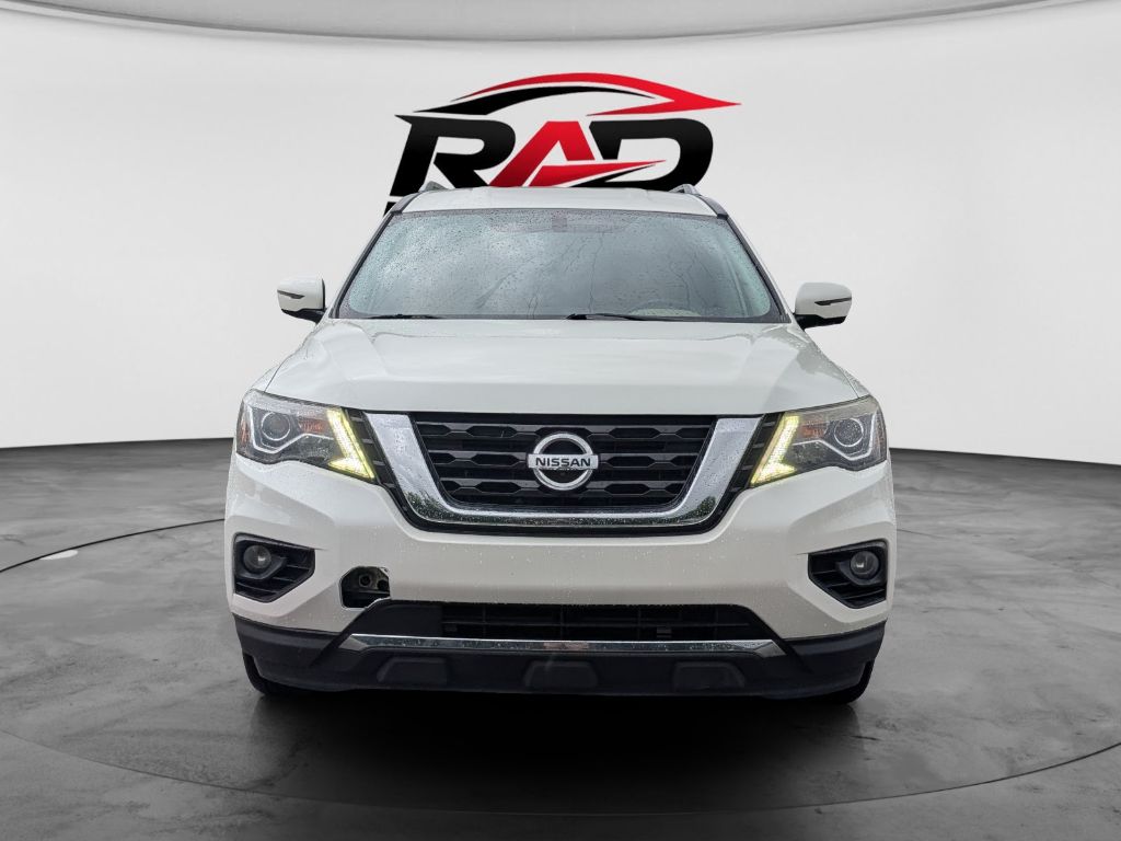 2017 Nissan Pathfinder - $12,995