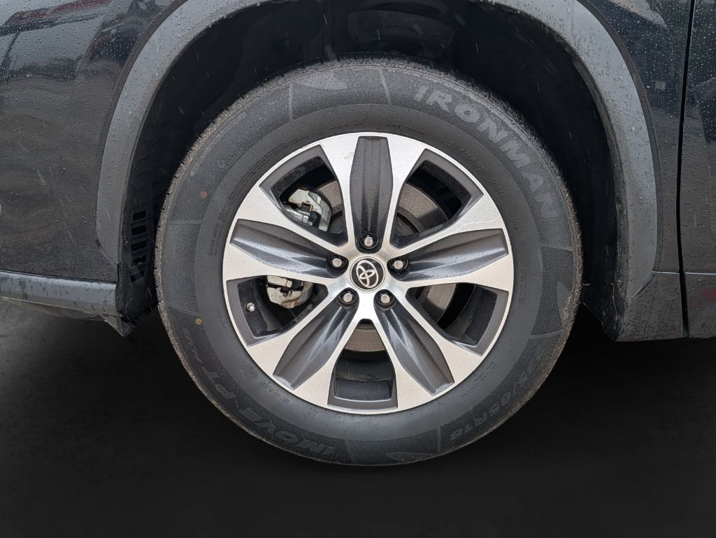 2022 Toyota Highlander - $29,295