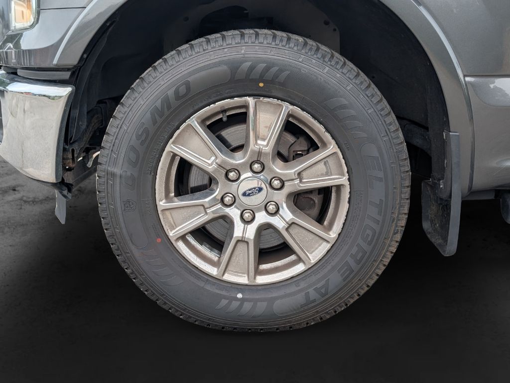 2016 Ford F-150 - $21,995
