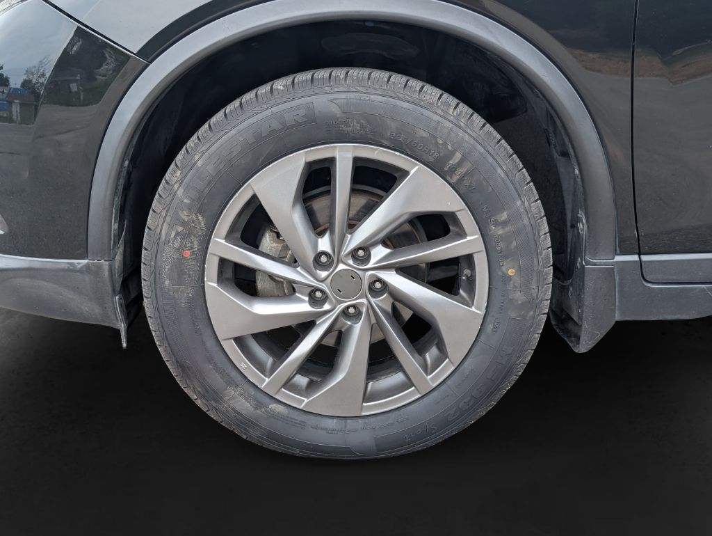 2016 Nissan Rogue - $12,995