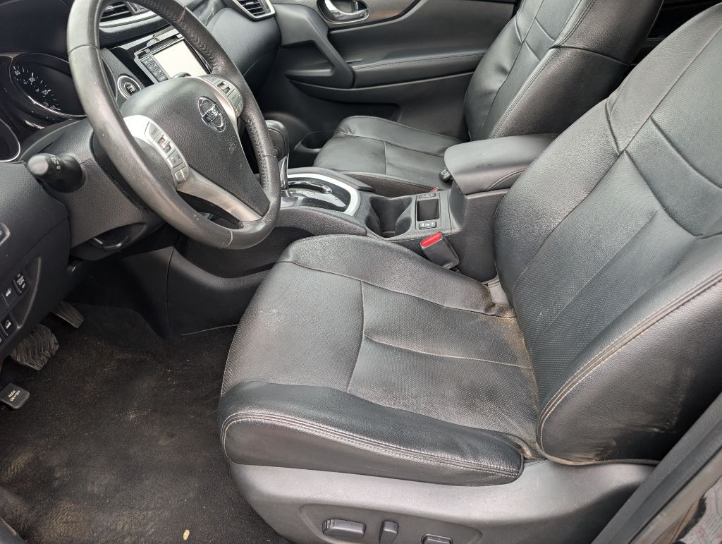 2016 Nissan Rogue - $12,995