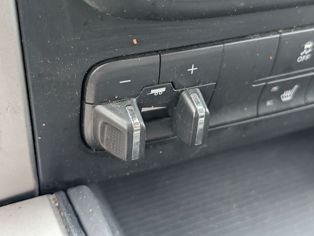 2017 Ram 1500 - $18,995