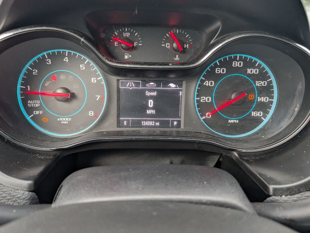 2018 Chevrolet Cruze - $8,495