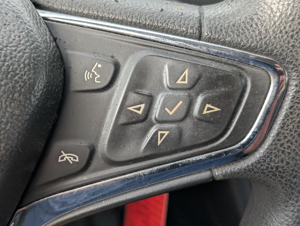 2018 Chevrolet Cruze - $8,495