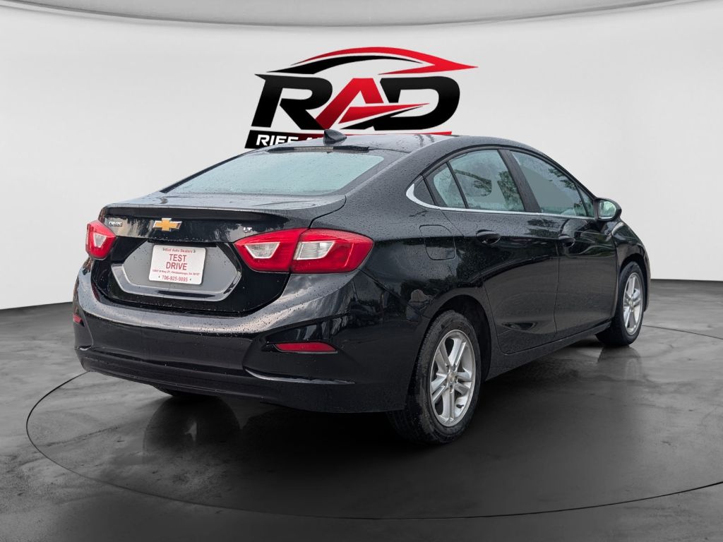 2018 Chevrolet Cruze - $8,495