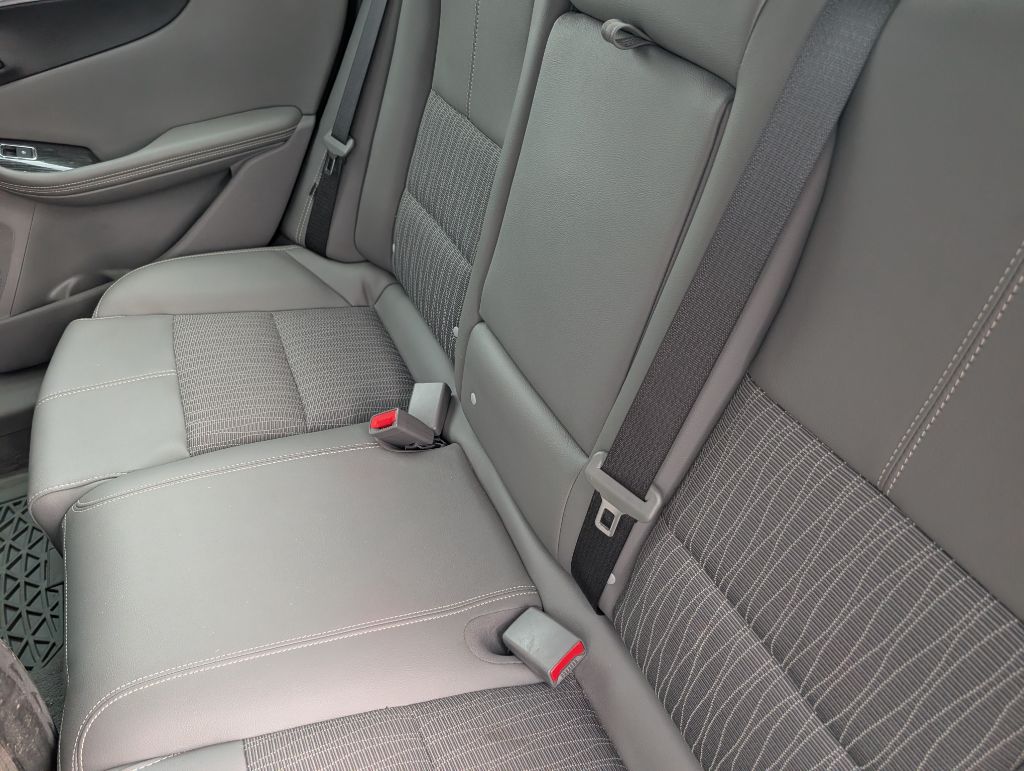 2019 Chevrolet Impala - $17,995