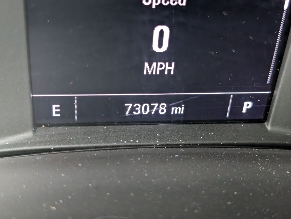 2022 Chevrolet Equinox - $17,495