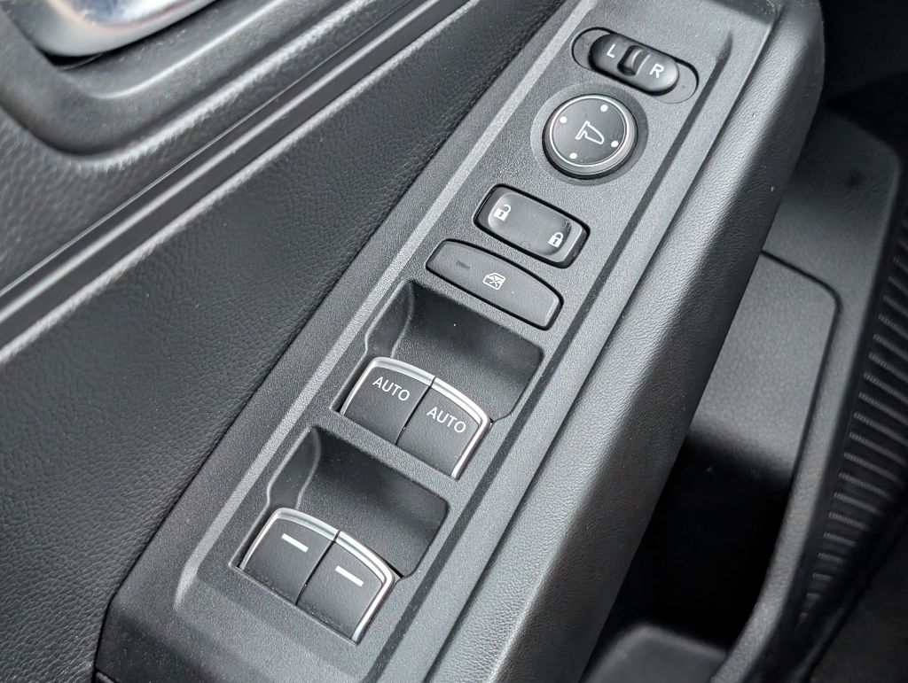 2023 Honda Accord - $25,995