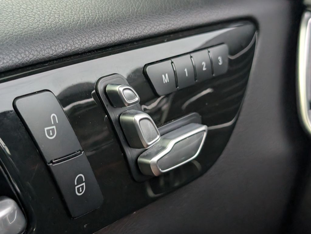 2019 Mercedes-Benz GLS - $27,995