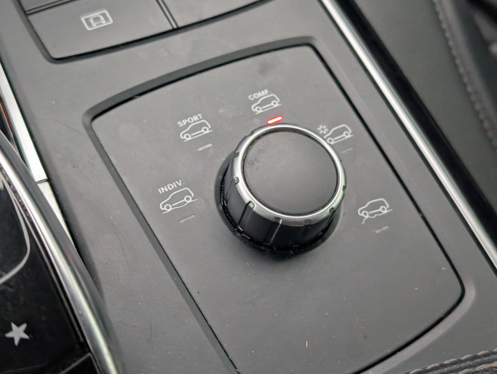 2019 Mercedes-Benz GLS - $27,995