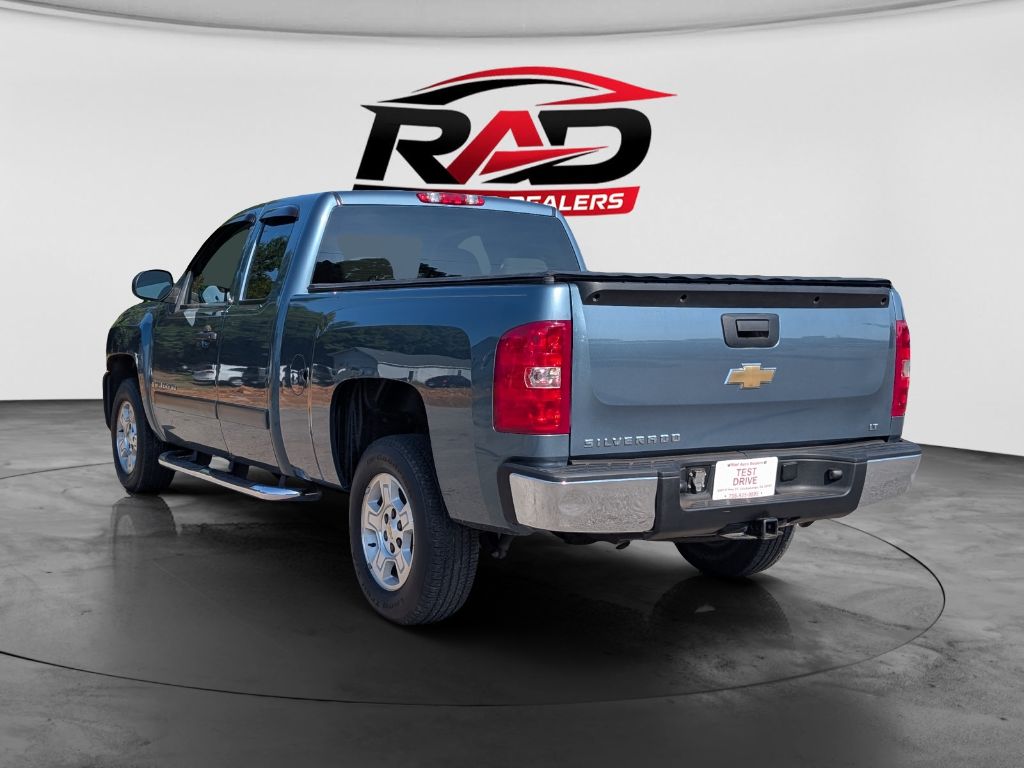 2007 Chevrolet Silverado - $15,995