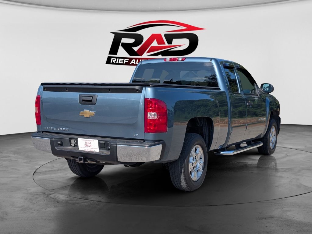 2007 Chevrolet Silverado - $15,995