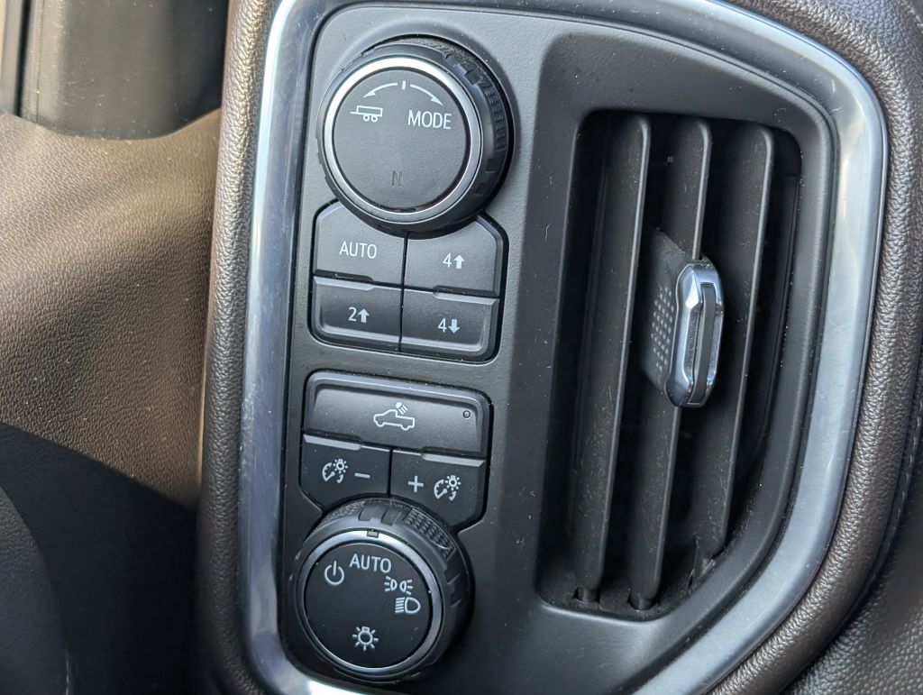 2020 Chevrolet Silverado 1500 - $28,995
