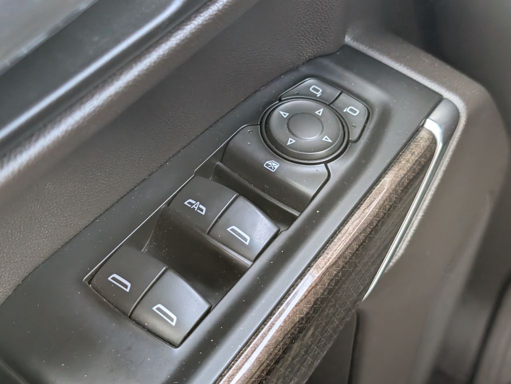 2020 Chevrolet Silverado 1500 - $28,995