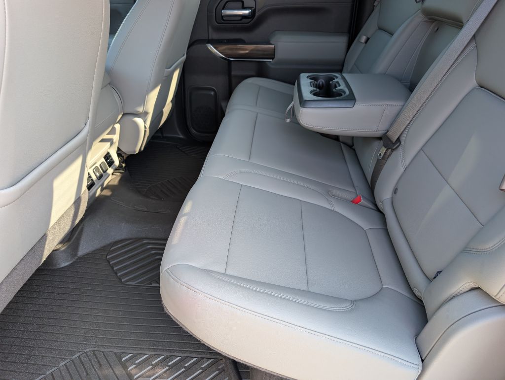 2020 Chevrolet Silverado 1500 - $28,995
