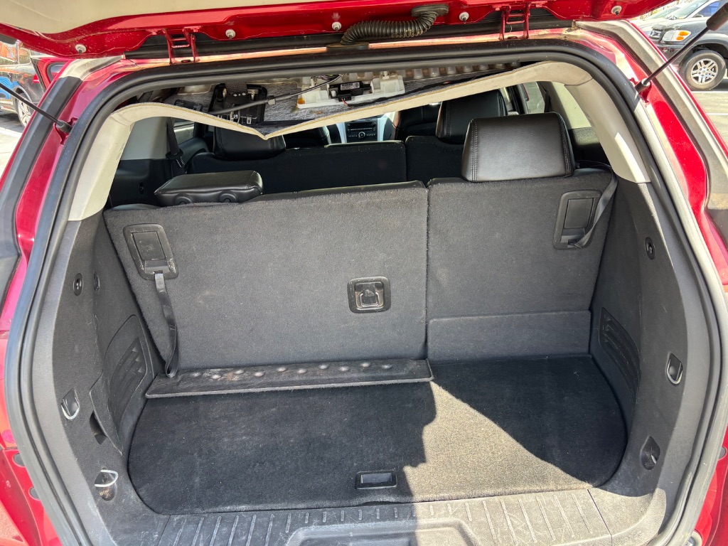 2012 Chevrolet Traverse LT photo