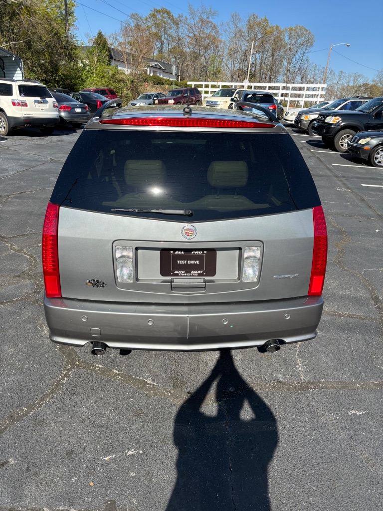 2005 Cadillac SRX photo
