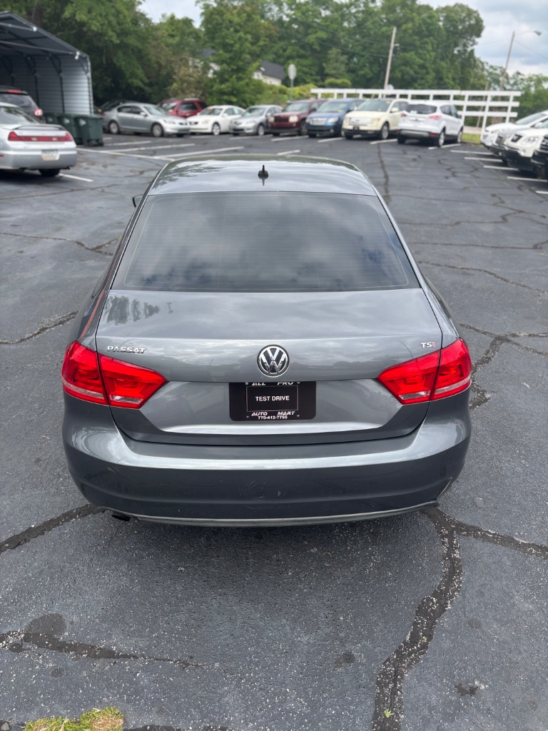 2014 Volkswagen Passat S PZEV photo