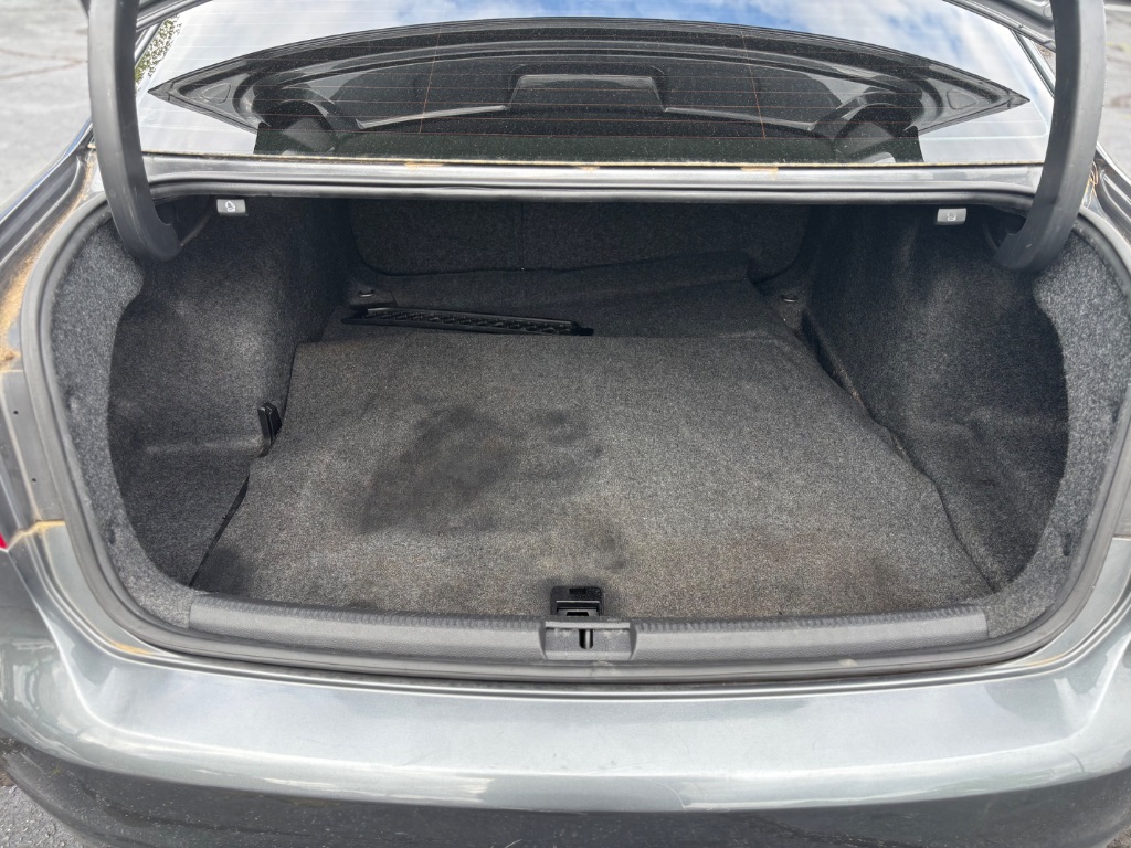2014 Volkswagen Passat S PZEV photo