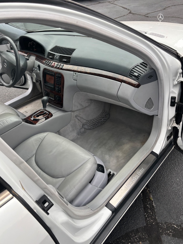 2001 Mercedes-Benz S-Class S500 photo