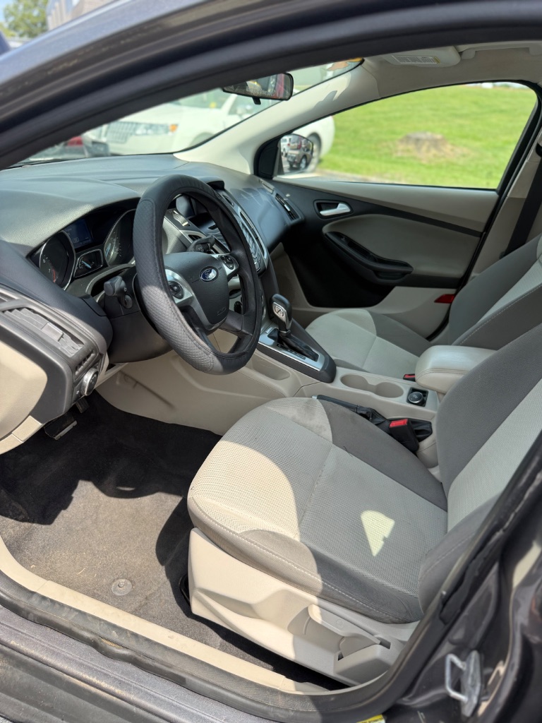 2014 Ford Focus - $3,200